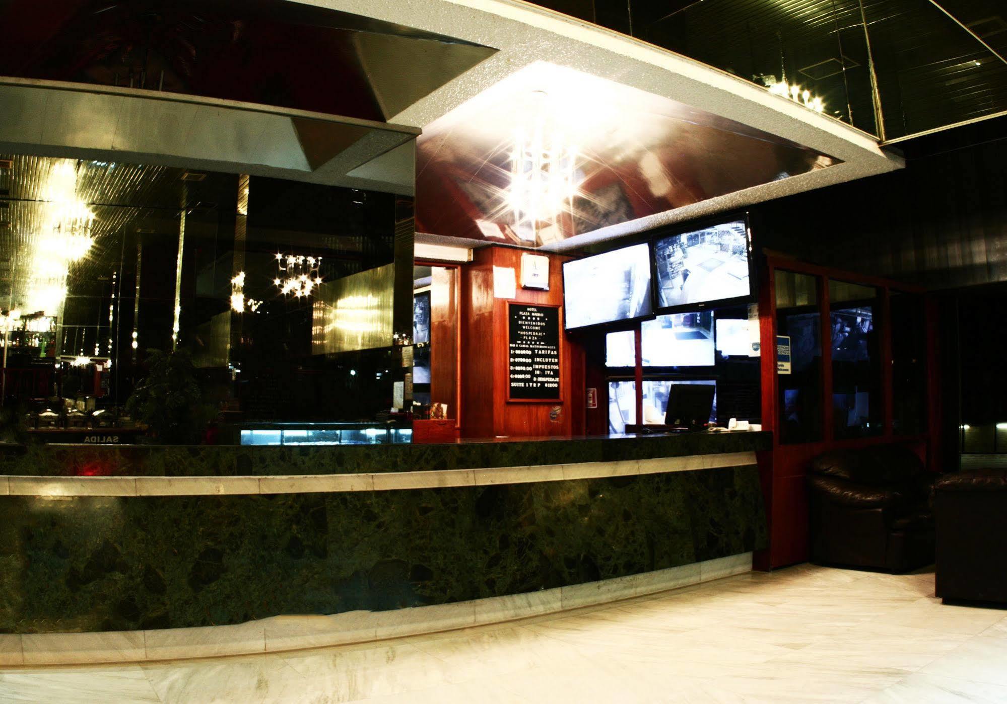 Hotel Plaza Madrid メキシコシティ エクステリア 写真